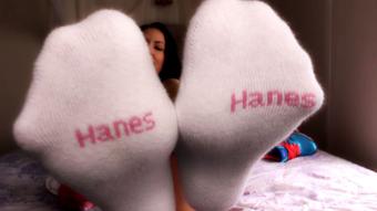 Sadistic Babysitter Needs A Sock Slave - February 26, 2019 (KendallOlsen)