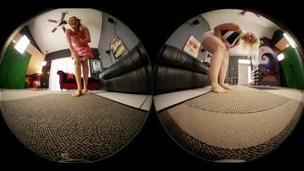 VR360* Explore Sexy Bodies Of 2 Giantess (Ginary)