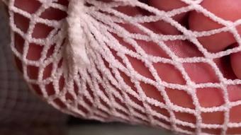 Ebony Giantess Wears White Fishnets (Pink Foxx)