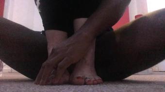 missrosie1974 02 11 2020 1184778115 again humping my tip toed feet (missrosie1974)