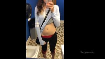 needing to pee when out with friends (Rardysexuality)