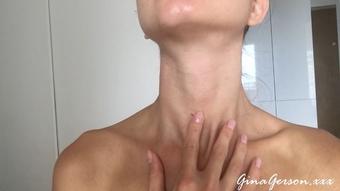 Fetish neck (Gina Gerson Real)