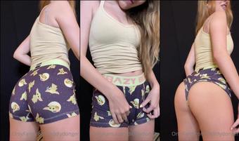 diddlydonger 03 09 2021 2210989848 Twerkinâ while showing you my new boxers  I hope my ass makes you hard today  (diddlydonger)