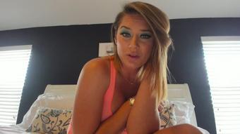 Mommy With Benefits (LauranVickers)