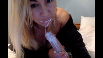 Before School Blowjob: Mom And Son (TABOOTHA_QUEENx)