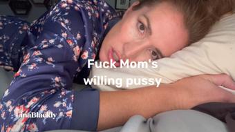 Mom Shares a bed - kIsses/fucks (LinaBlackly)