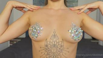 onlymedea 13 07 2021 2161817998 watch this video without getting hard can you schau dir dieses video an ohne steif zu (onlymedea)