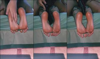 misssexyfeet2 02 03 2020 166553267 tickle tickle n tickle do you like it (misssexyfeet2)