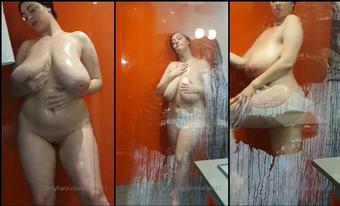 bklara11 11651962 just a little shower tease with my boobs  (bklara11)