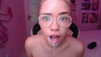 Nerdy Girl Facial Cumshot Drooling A Lot - May 26, 2022 (MiaMelone)