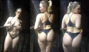 miamalkova 05 09 2018 13097707 Showering at the beach.  (miamalkova)