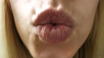 Lip Pucker Tease - November 06, 2016 (KendallOlsen)