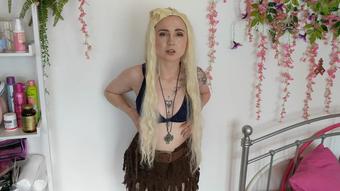 Daenerys Targaryen Cosplay (evaray)