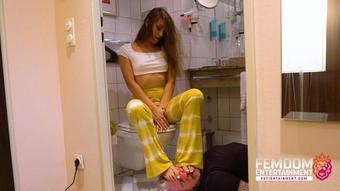 FEMDOMSQUAD Video Store - I Humiliate My Human Toilet Mat Under My Feet ( Foot Domination With Queen Marie Müller ) - 4K Uhd Mp4 (FEMDOMSQUAD Video Store)