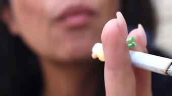 Smoking Giantess (Drea_xoxo)