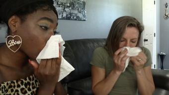 Lora & Paris - Sneezing Powder Fun (Ginary)