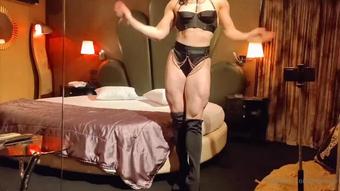 maria wattel 02 05 2021 2098774751 Just a little teaser for all you leg  (maria-wattel)