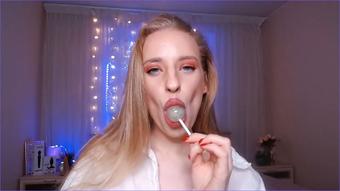 Sucking lollypop like it's your cock - November 05, 2020 (Jane_Klein)