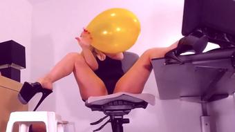 Yellow balloon blow to pop to make u cum (SexyTeacher1)