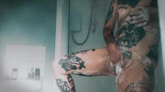 Spying On Tattooed Cutie In The Shower (Infinity0Whore)