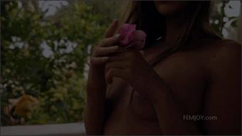 2010-09-12 [Femjoy] Scent Of A Woman (Dominika C)