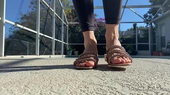 ivorysoles 04 12 2021 2288718130 Modeling these new flip flops  I like how fancy they are, who likes my toe nails without p (ivorysoles)