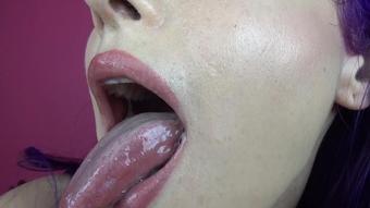 Msnadiawhite Deep Inside Goddess Valoras Mouth (MsNadiaWhite)
