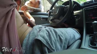 Wet Kelly Public Street Handjob (Wet Kelly)