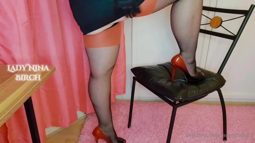 ladyninabirch 15 01 2023 2740329392 Seamed stockings are my seams straight