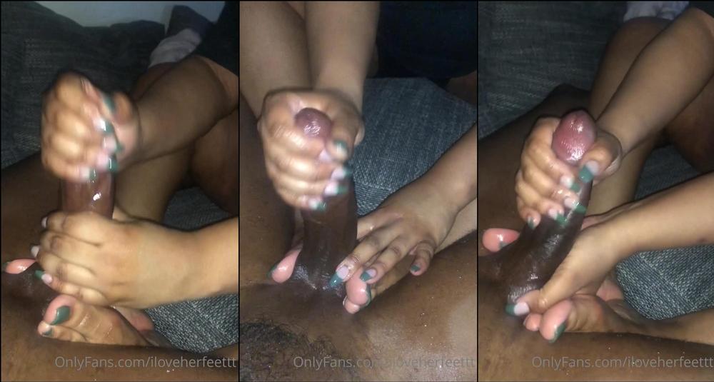 iloveherfeettt 12 04 2022 2422375204 You wonât find a better pair of hands and feet go to work like this @ree.feetx