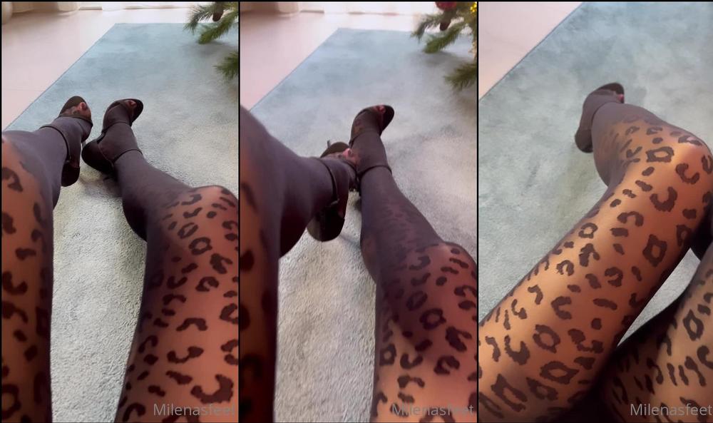 simplymilena 10 01 2023 2739511135 Omg, I love leopard print but Iâm so unsure about these nylons    I donât know
