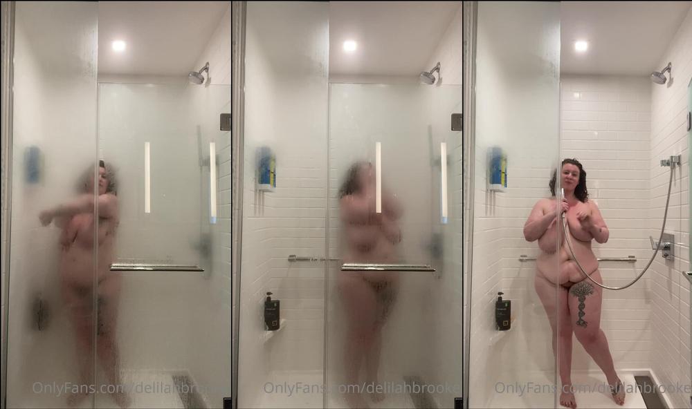 delilahbrooke 127927204 i miss hotel showers so much already tip to sponsor more hotel content