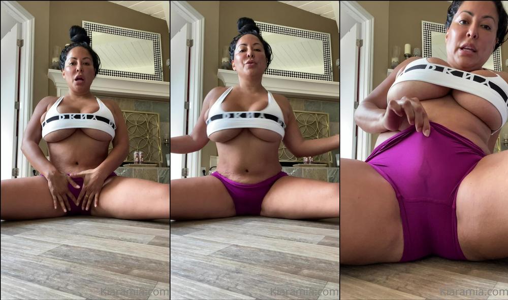 theonlykiaramia 09 05 2020 302664415 Check your morning messages     New video sent out    All sweaty and dripping 