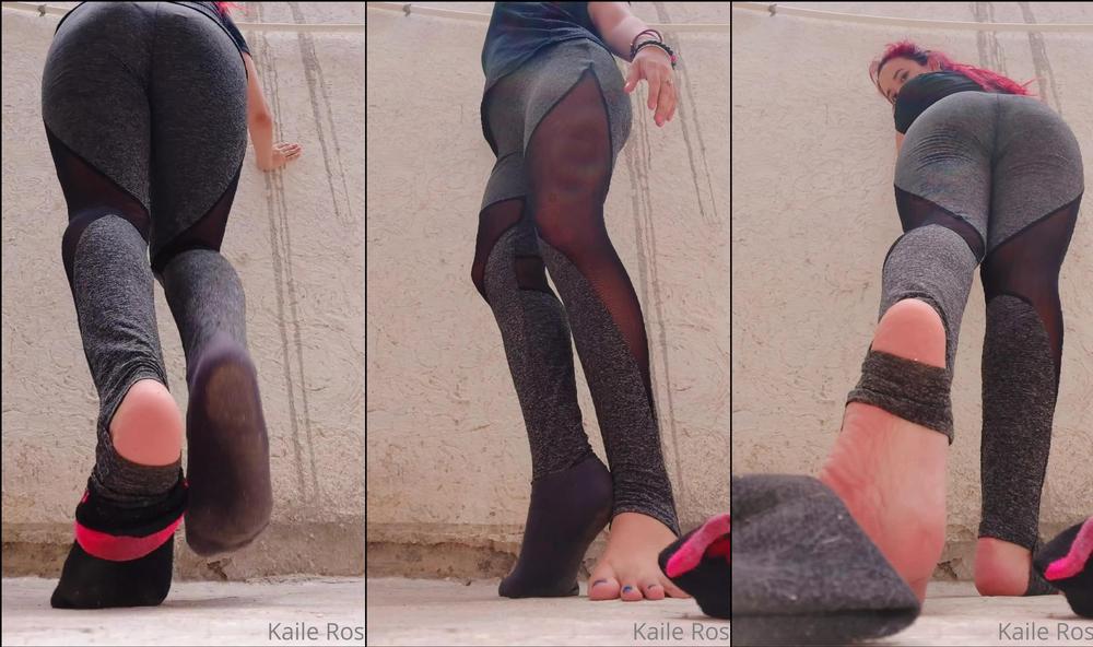 kaileros 15 05 2021 2110370234 Enjoy the view sweeties, who in here like the socks