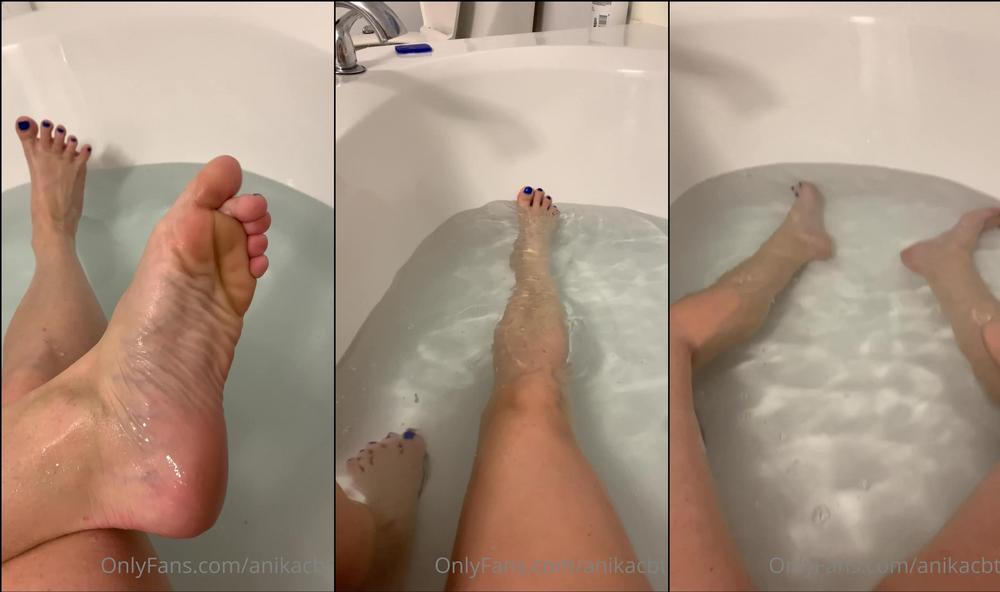 anikacbt 16 10 2020 1085272399 I had a bath this morning. I had to shave my legs. I filmed some of my bath for you. Just 