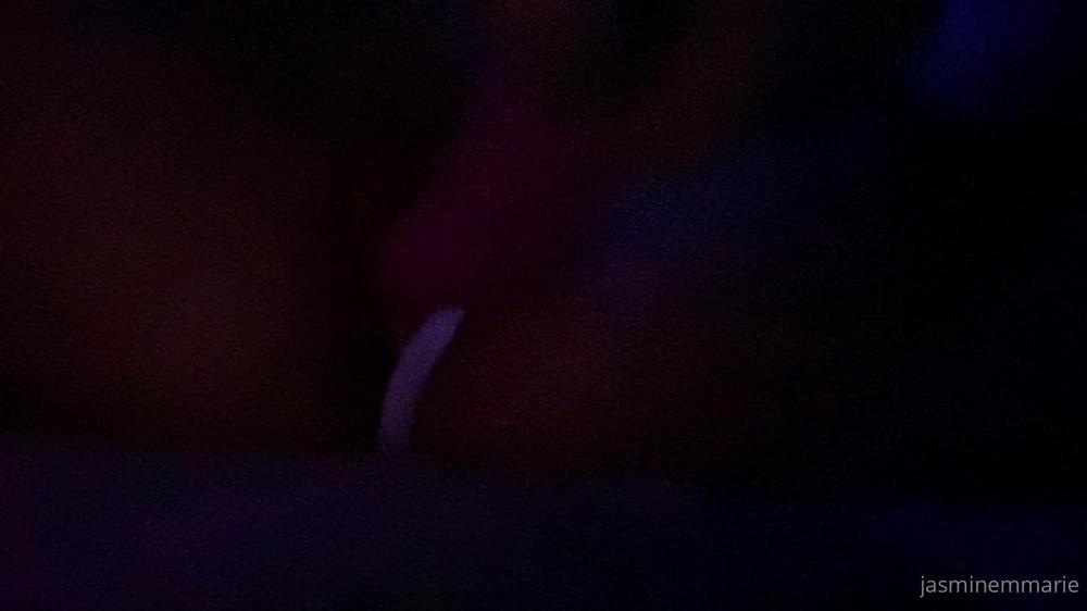 jasminemmarieee 06 12 2020 1386423249 Iâm really enjoying this black light