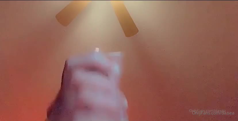 daisea 03 09 2020 825687652 pretend its your cock  and im teasing it 
