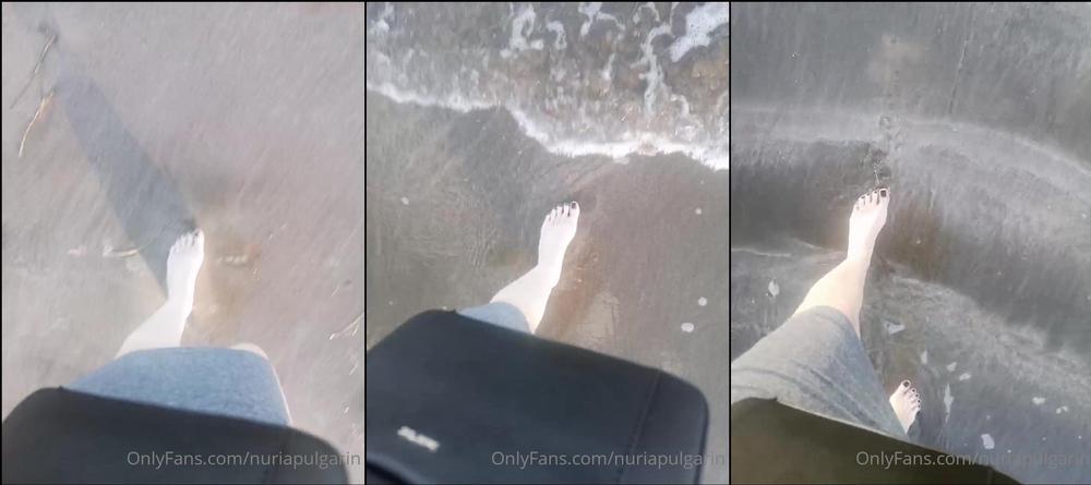 feetvampire 10 01 2021 2005889048 