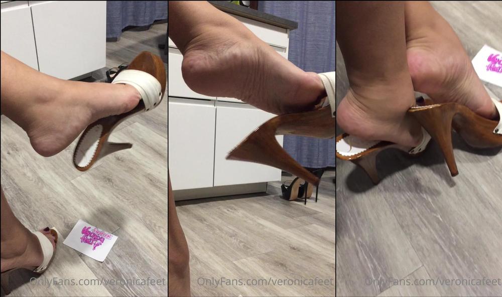 veronicafeet 05 11 2020 1201588948 Buongiorno miei adorati leccapiedi ;)