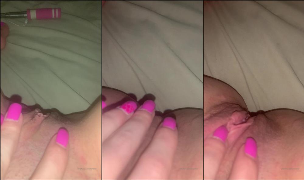 jmmiller 01 11 2019 79647352 So horny right now Iâm having to play with my self all alone  ( x