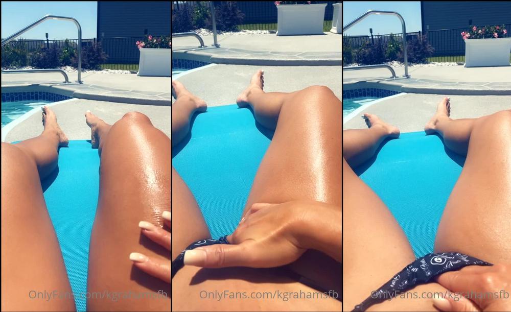 kgrahamsfb 17 05 2022 2458337011 maybe i need to moisturize my feet and toes later...what do you think  DM me if you want t