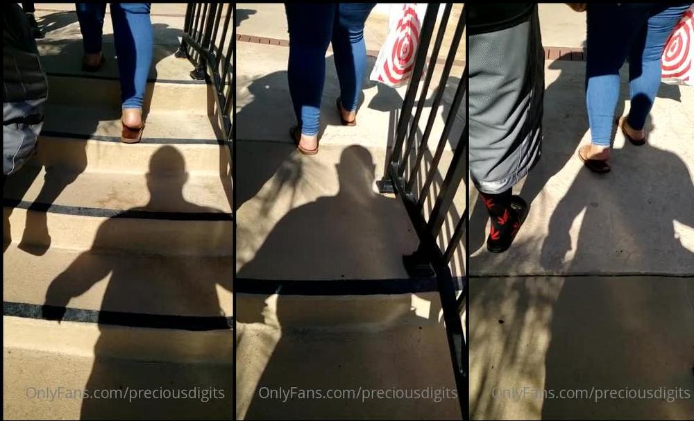 preciousdigits 04 12 2020 1385905513 Watch me walk in front of you 