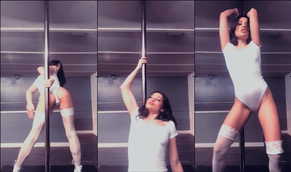 livwildx 11 03 2020 175017812 me attempting to dance