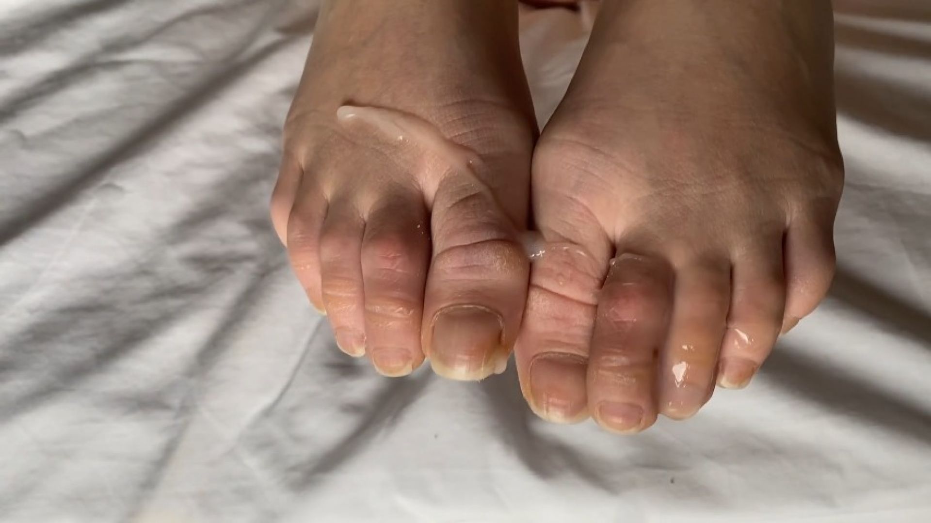 LONG TOENAILS JERK OFF - August 31, 2024