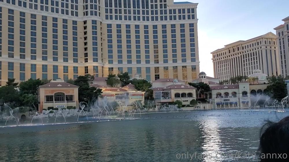 katy_ann_xo 04 06 2019 35572880 Had to listen to some Uncle Frank in Vegas