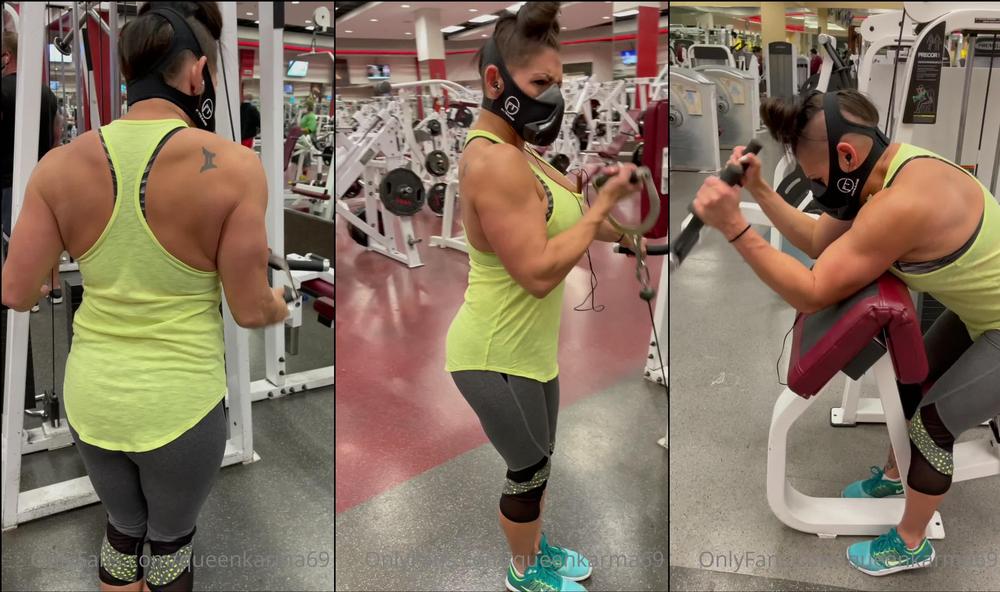 queenkarma69 02 01 2021 1999530839 A bit of arm work from my last gym session  Ended the year working out, started th
