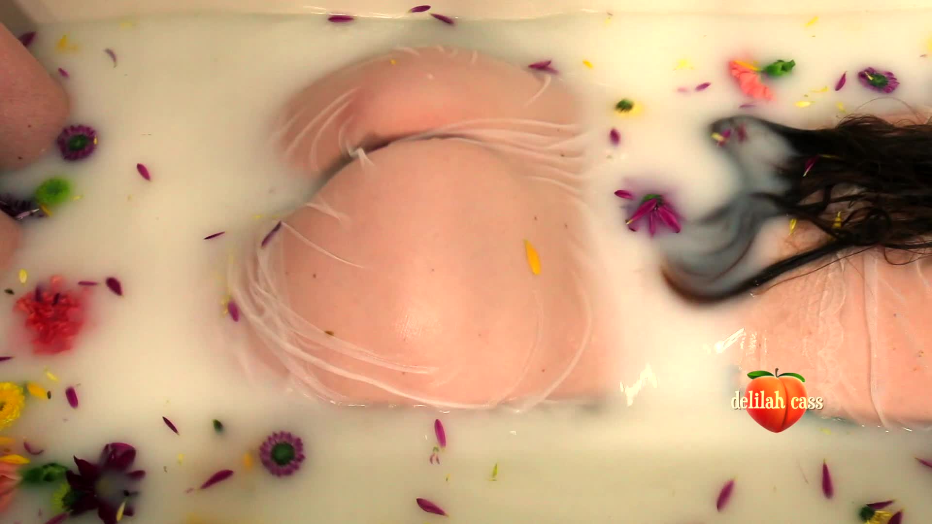 Milky Cum in Bath - November 29, 2017