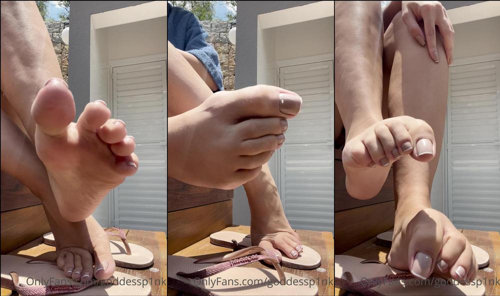 goddessp1nk 13 12 2021 2301028832 Pra você que ama meus dedinhos em havaianas