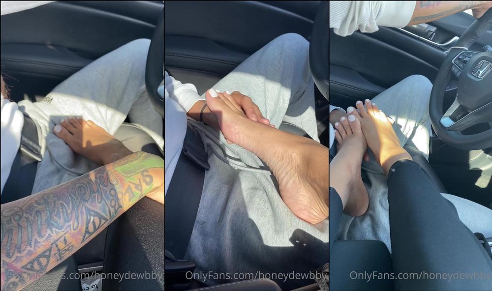 honeydewbby 10 12 2020 1422803309 I love teasing her while sheâs driving 