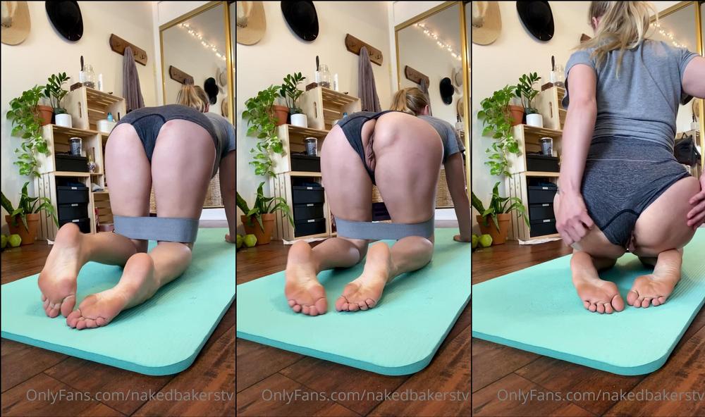 nakedbakerstv 08 03 2021 2049705766 Starting my week with some butt exercises. I also talked with @dallasemaxwell this morning